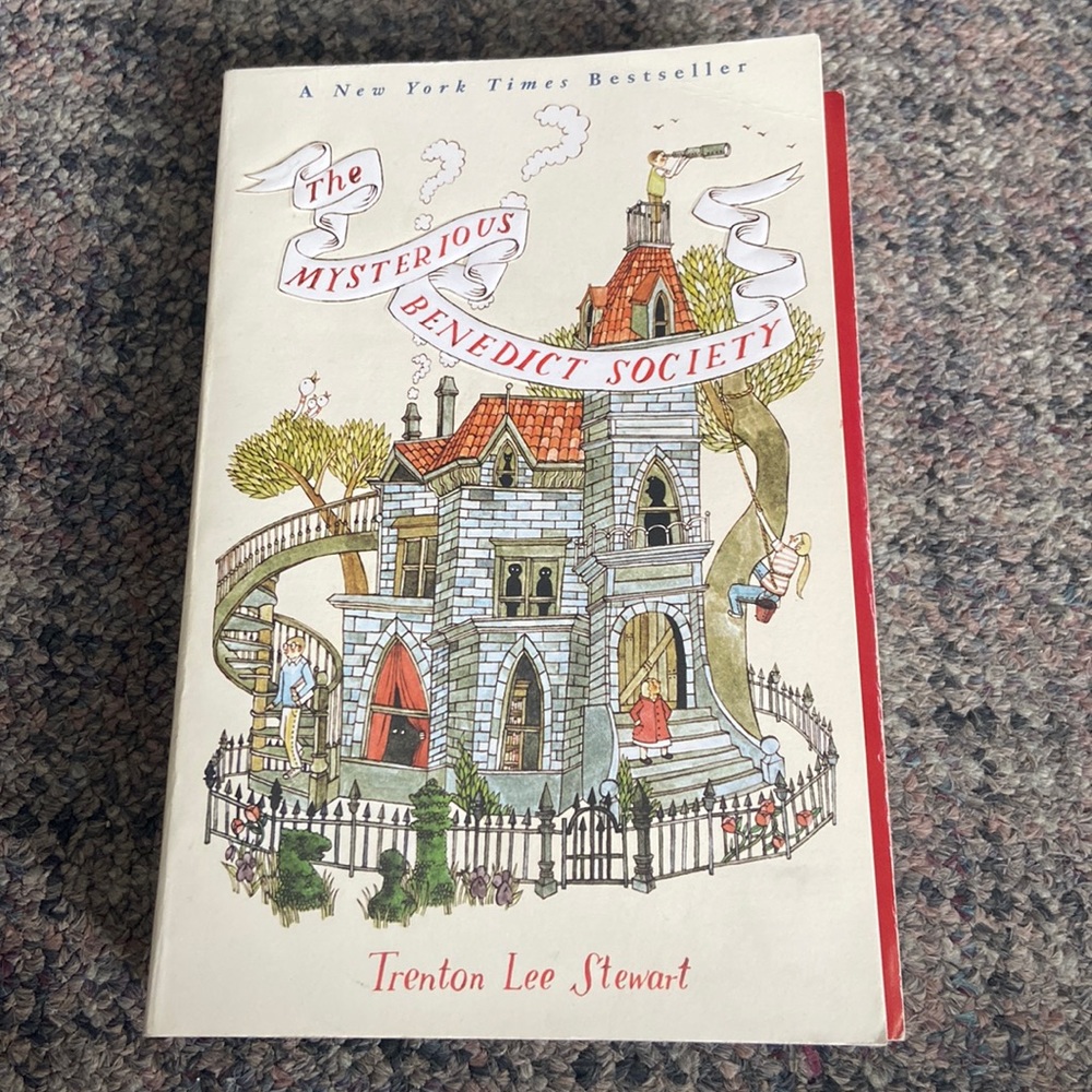 The Mysterious Benedict Society by Trenton Lee Stewart (paperback)